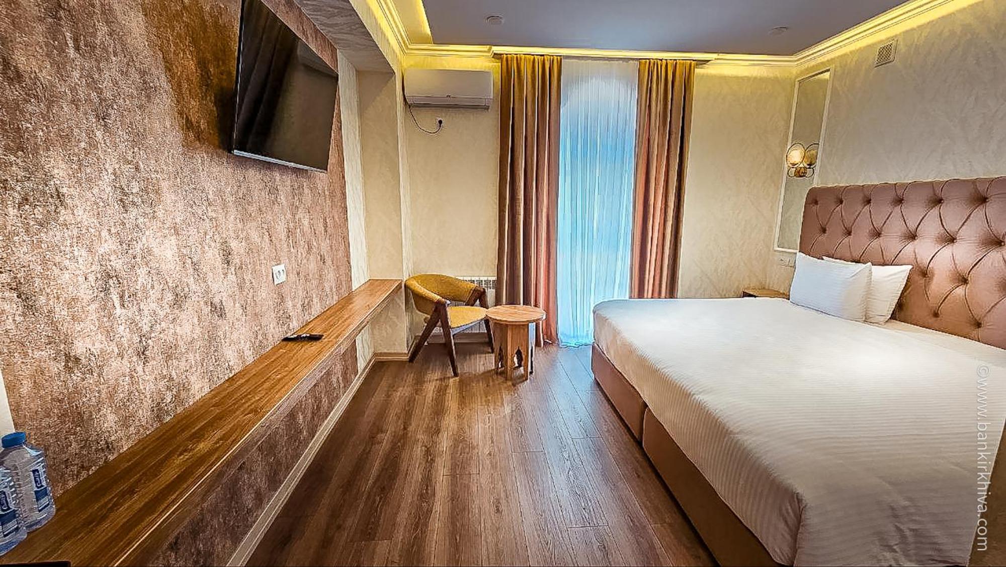 Hotel Bankir Chiva Exteriér fotografie