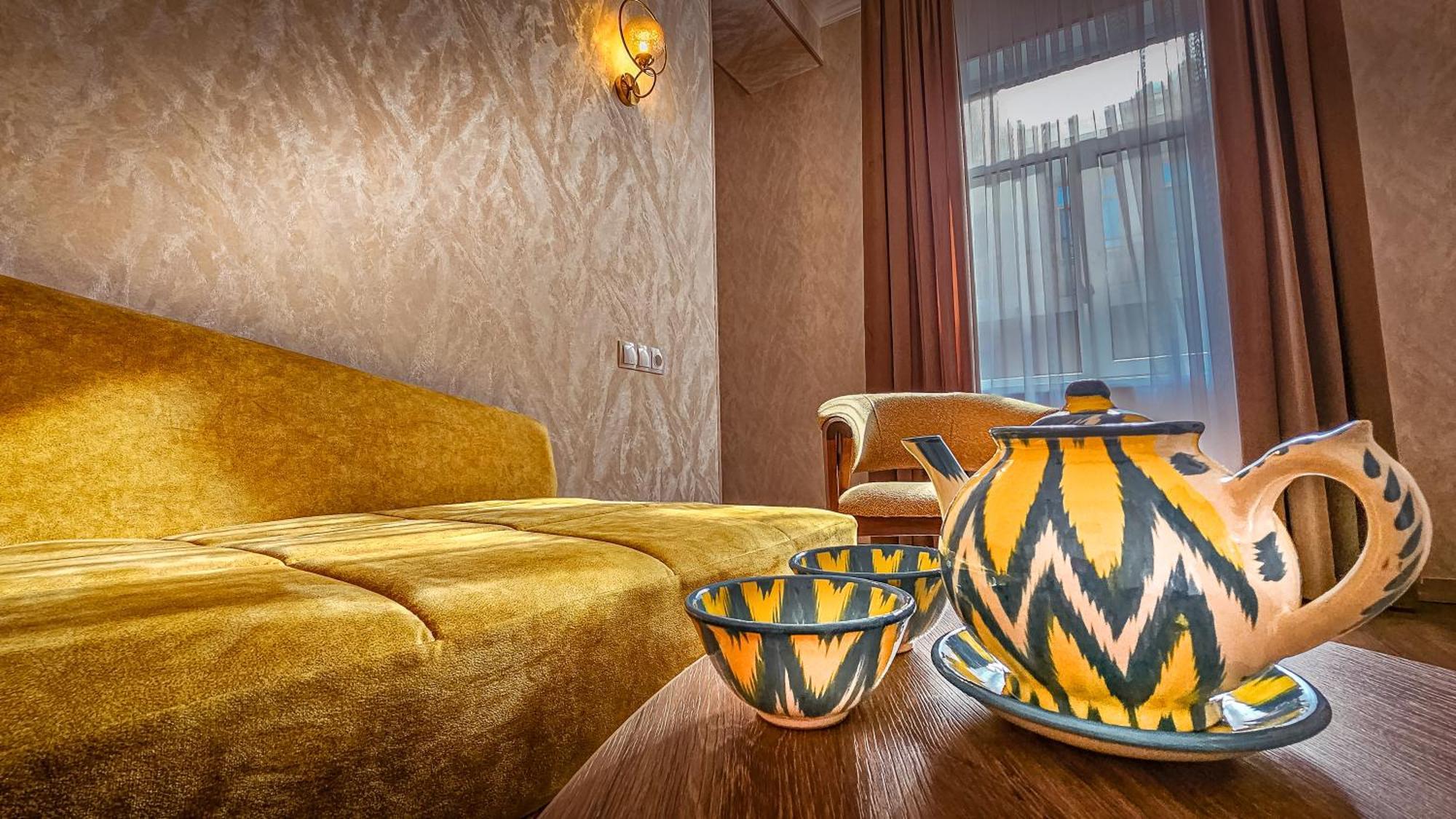 Hotel Bankir Chiva Exteriér fotografie